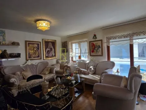 Prodaja, trosoban stan, 120m², Tološka šuma, Podgorica - image 12