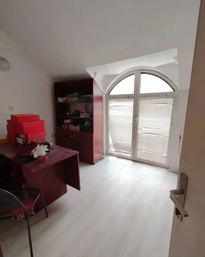 Sale, office space, 160m², Ćićevac, Srbija