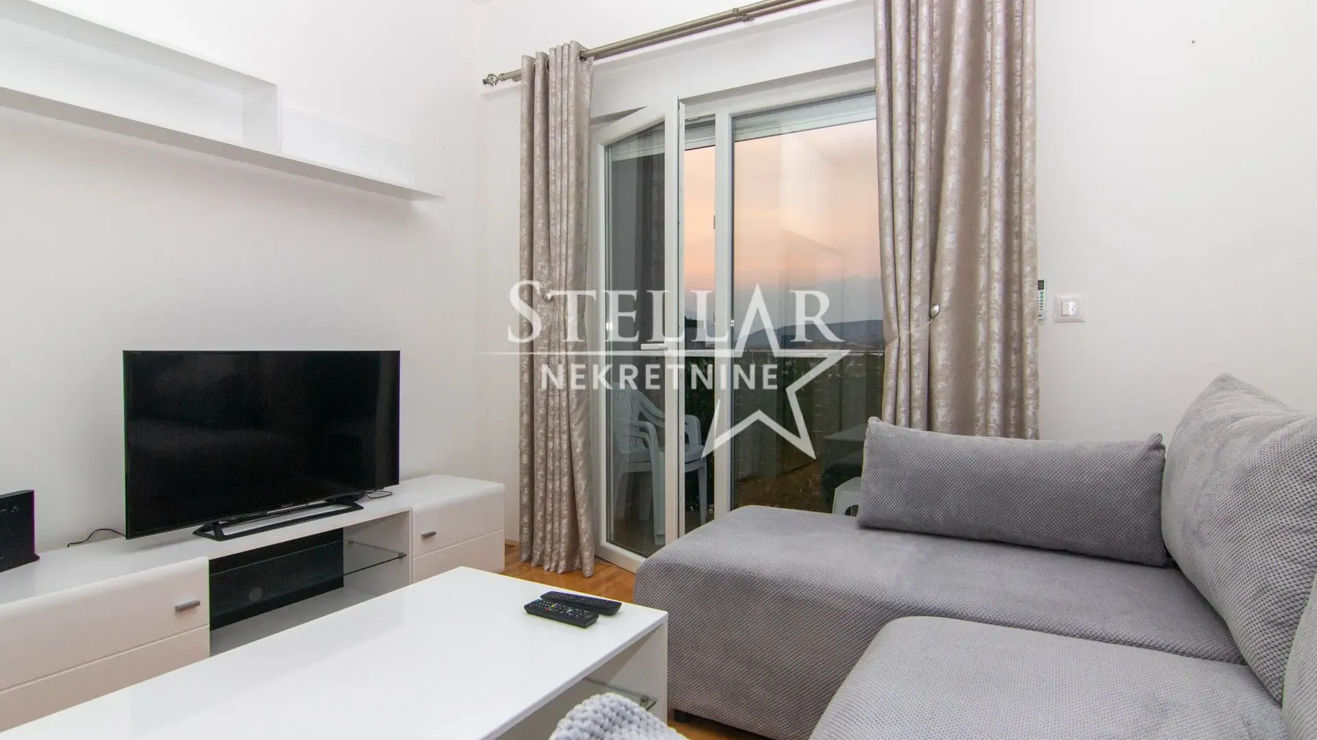 Rent, studio apartment, 31m², Ljubović, Podgorica