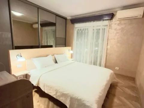 Izdavanje, dvosoban stan, 88m², City Kvart, Podgorica - image 5