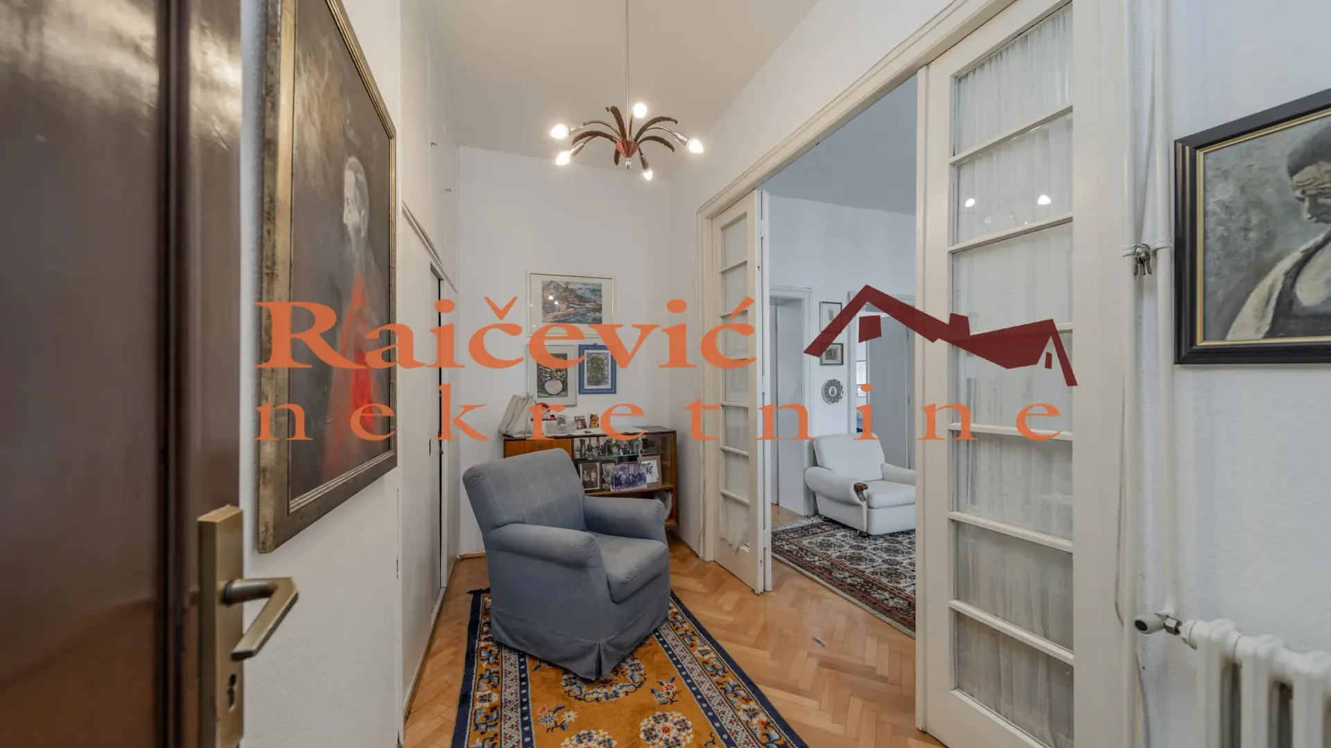 Prodaja, četvorosoban stan, 115m², Stari Grad, Beograd