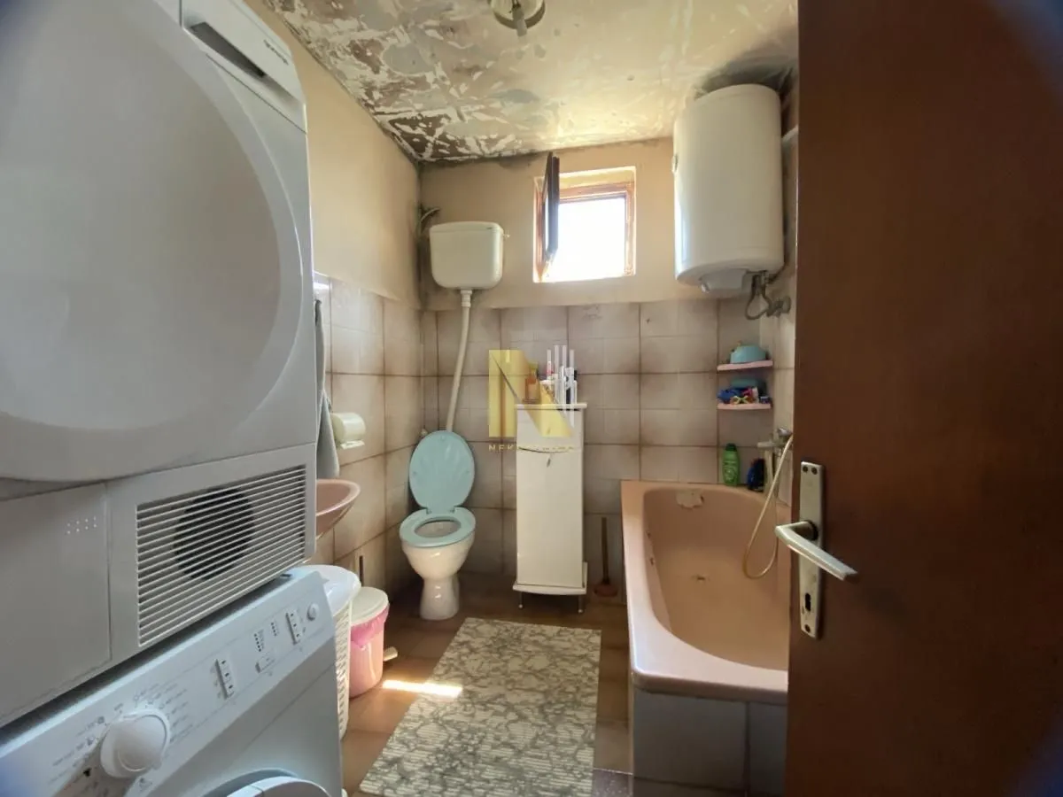 Prodaja, kuća, 112m², Kać, Novi Sad Sve Podlokacije