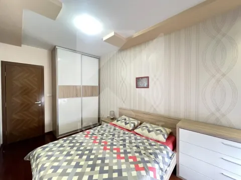 Izdavanje, jednosoban stan, 43m², Centar, Podgorica - image 9