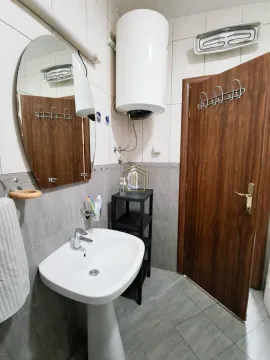 Izdavanje, dvosoban stan, 75m², Blok 9, Podgorica - image 12