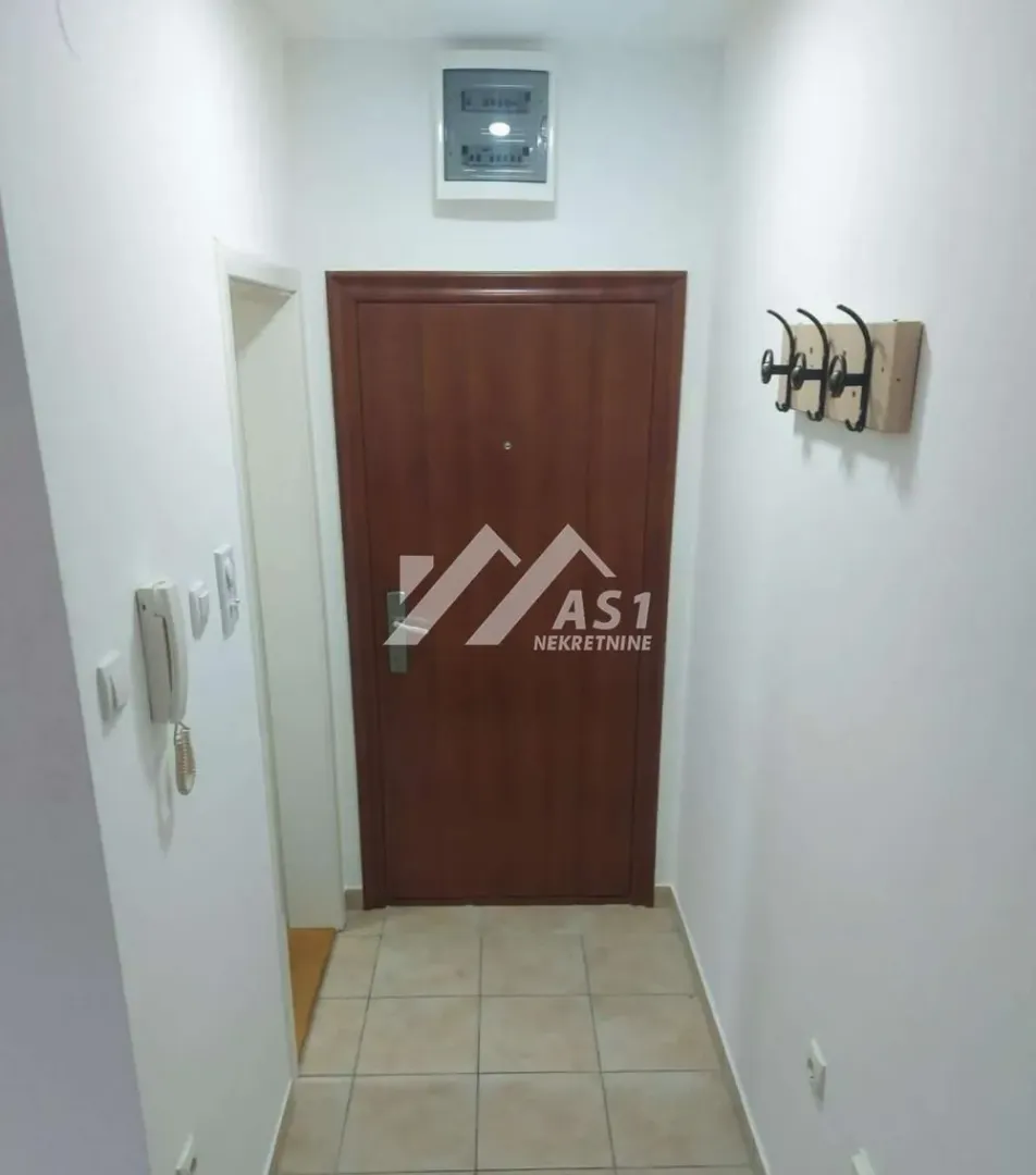 Rent, one bedroom apartment, 38m², Grbavica, Novi Sad Sve Podlokacije