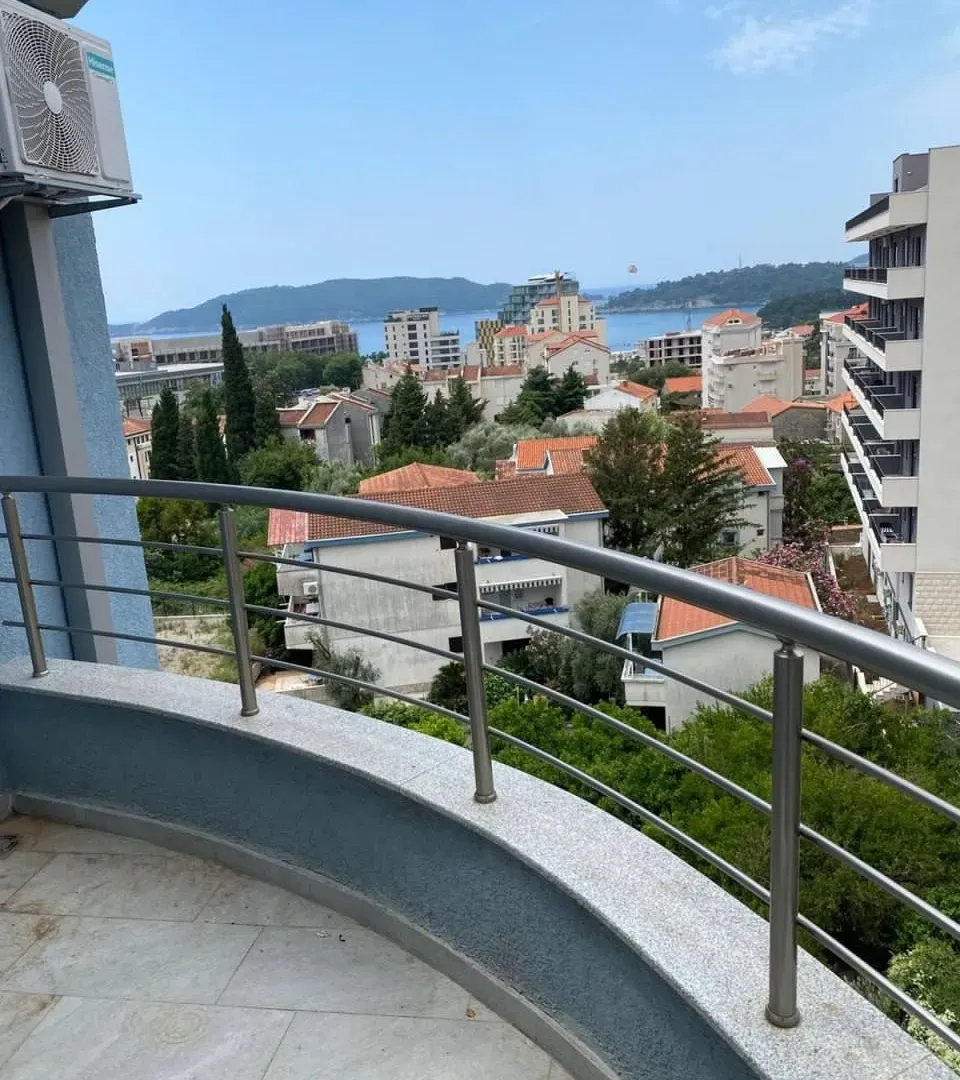 Prodaja, dvosoban stan, 58m², Bečići, Budva