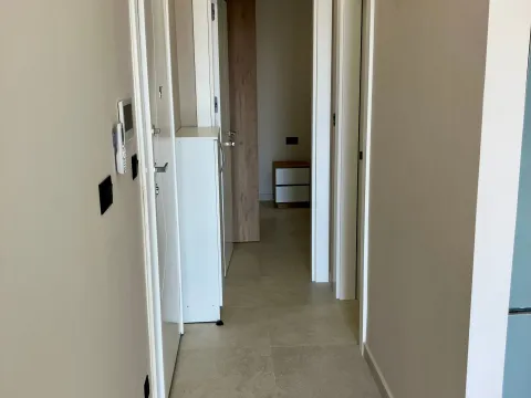 Rent, one bedroom apartment, 41m², Tripovići, Tivat - image 11