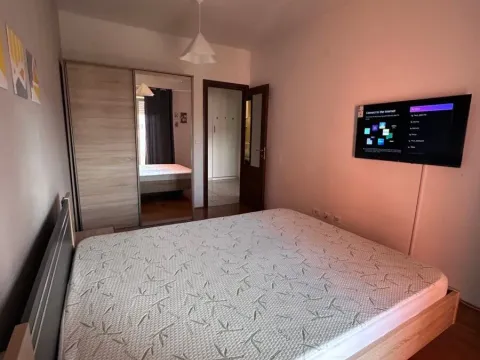 Izdavanje, jednosoban stan, 52m², City Kvart, Podgorica - image 2