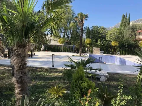 Sale, house, 450m², Bar, Crna Gora - image 9