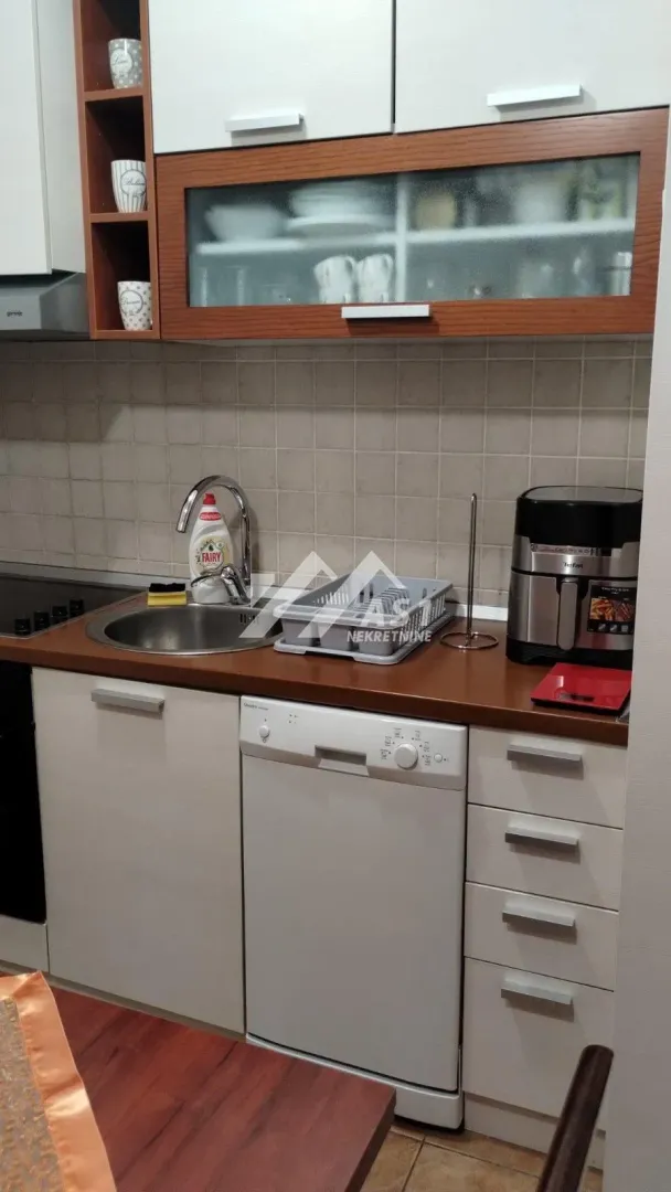 Rent, one bedroom apartment, 35m², Socijalno, Novi Sad Sve Podlokacije