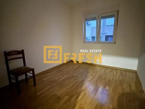 Izdavanje, dvosoban stan, 57m², Tuški Put, Podgorica - image 6