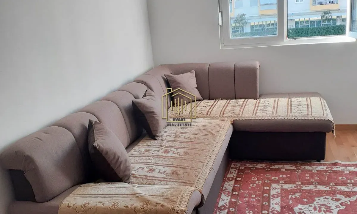 Izdavanje, jednosoban stan, 44m², Stari Aerodrom, Podgorica