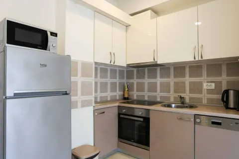 Rent, one bedroom apartment, 45m², Bečići, Budva - image 6