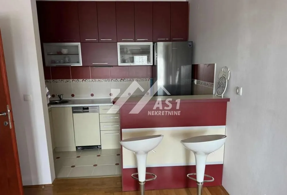 Izdavanje, jednosoban stan, 45m², Telep, Novi Sad Sve Podlokacije