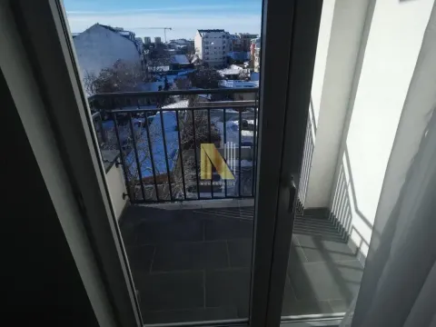 Izdavanje, četvorosoban stan, 131m², Podbara, Novi Sad Sve Podlokacije - image 11