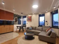 Izdavanje, trosoban stan, 60m², Stari Grad, Beograd - image 1