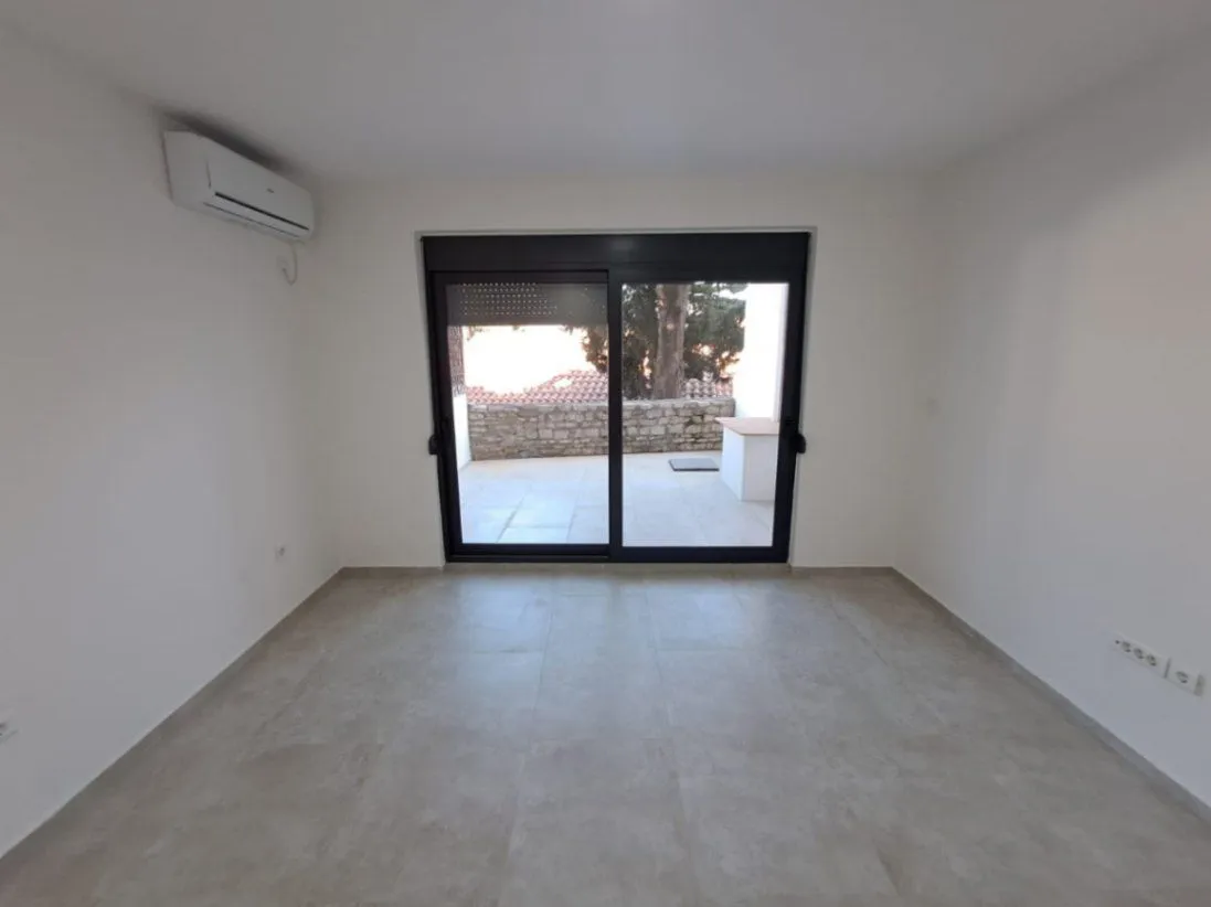 Sale, one bedroom apartment, 45m², Centar, Budva