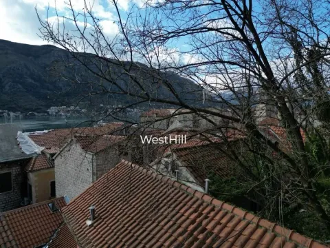 Sale, house, 200m², Kotor, Crna Gora - image 5