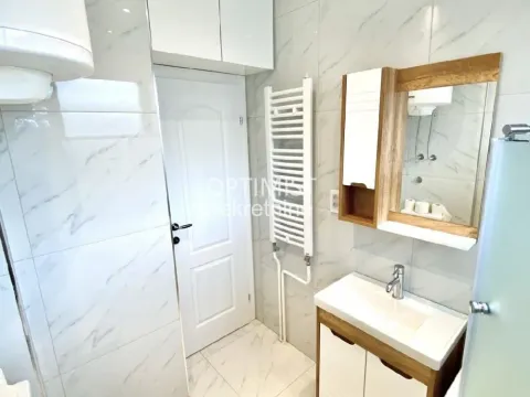 Rent, two bedroom apartment, 46m², Savski Venac, Beograd - image 9