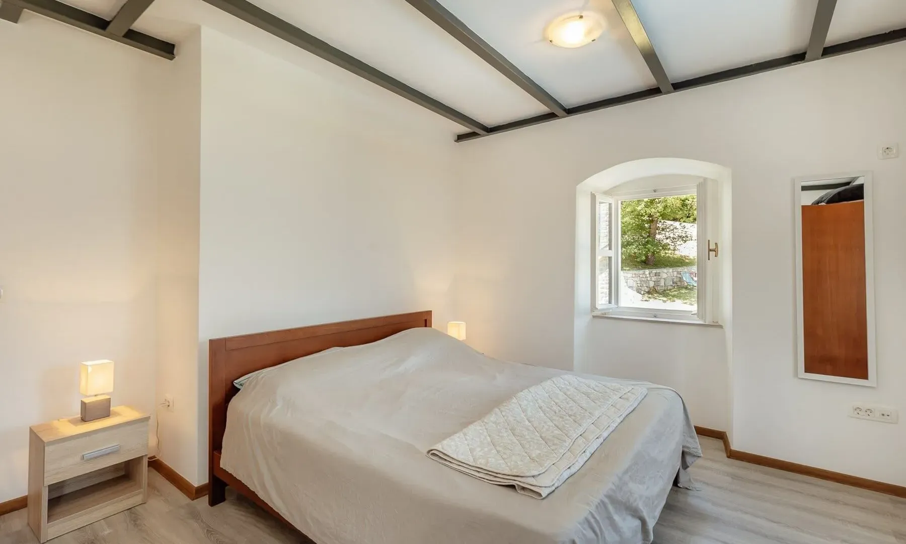 Sale, house, 800m², Prčanj, Kotor