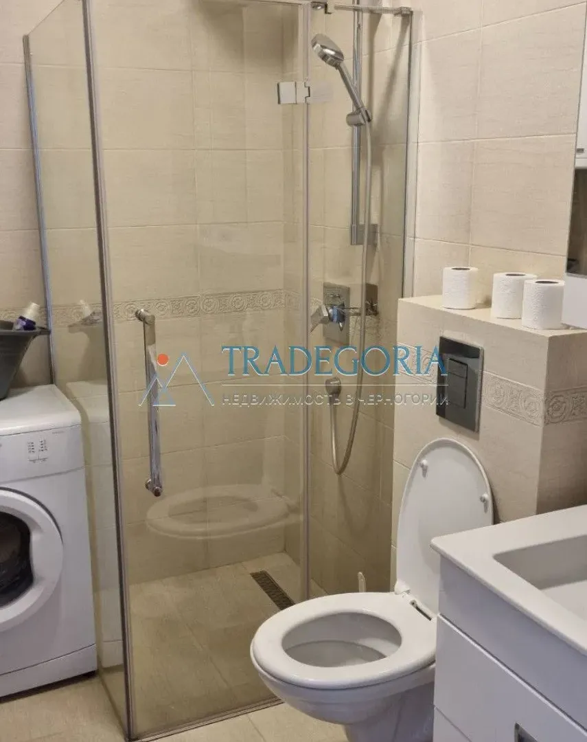 Prodaja, trosoban stan, 79m², Petrovac, Budva