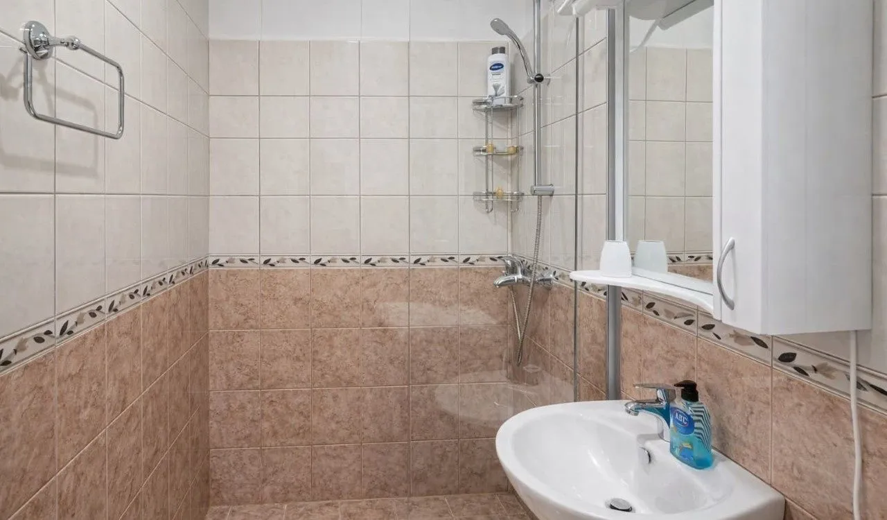 Sale, one bedroom apartment, 42m², Stari Grad Kotor, Kotor
