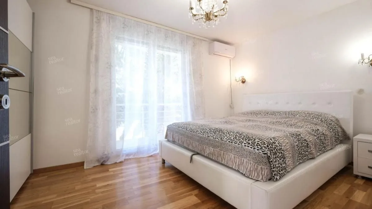 Sale, house, 200m², Krašići, Tivat