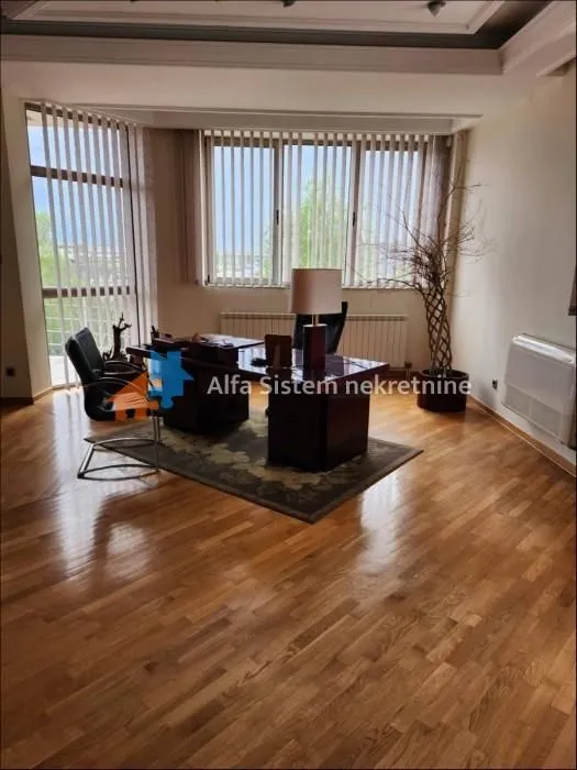 Rent, office space, 300m², Bezanijska Kosa 1, Bežanijska Kosa Sve Podlokacije
