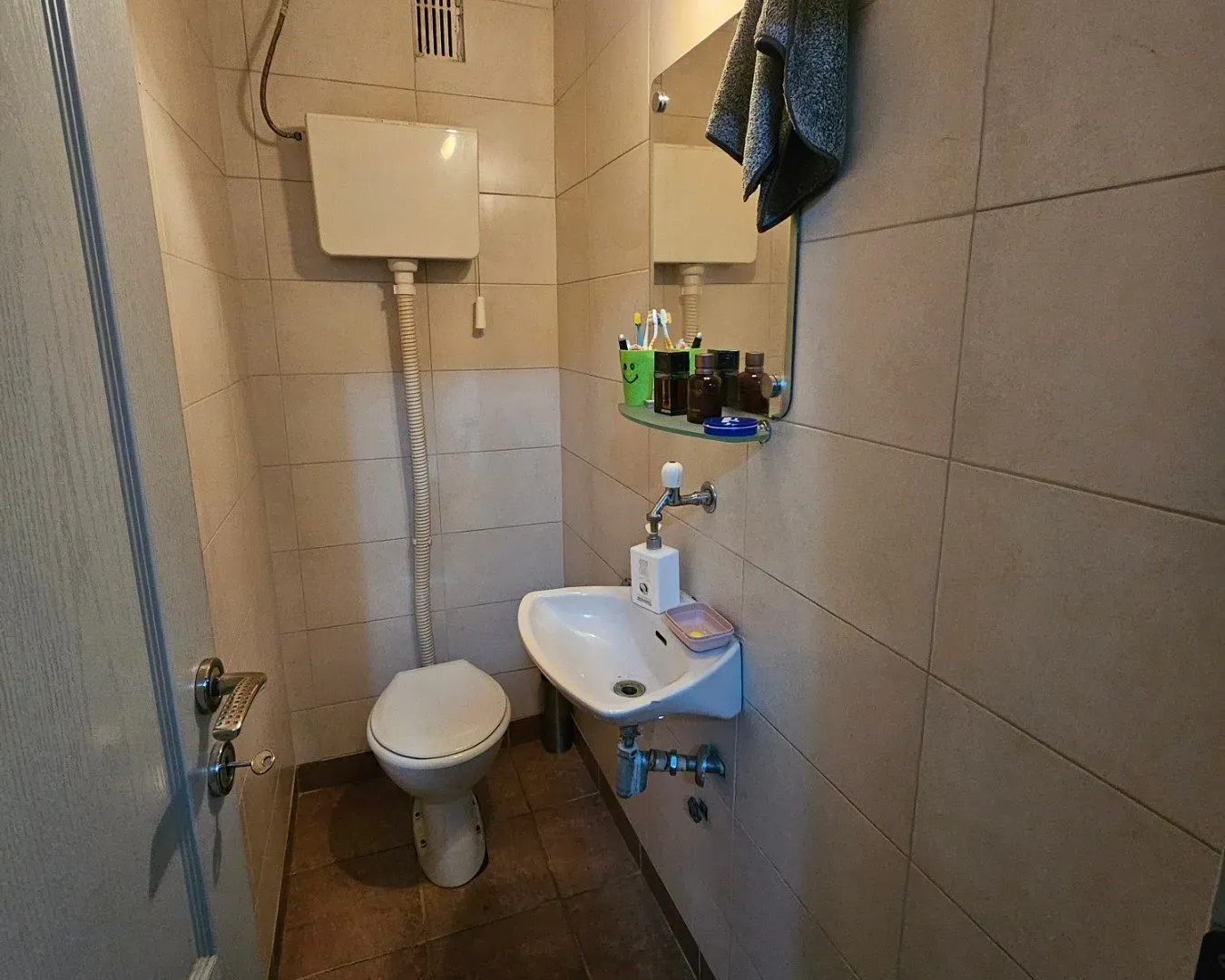 Rent, three bedroom apartment, 100m², Pejton, Podgorica