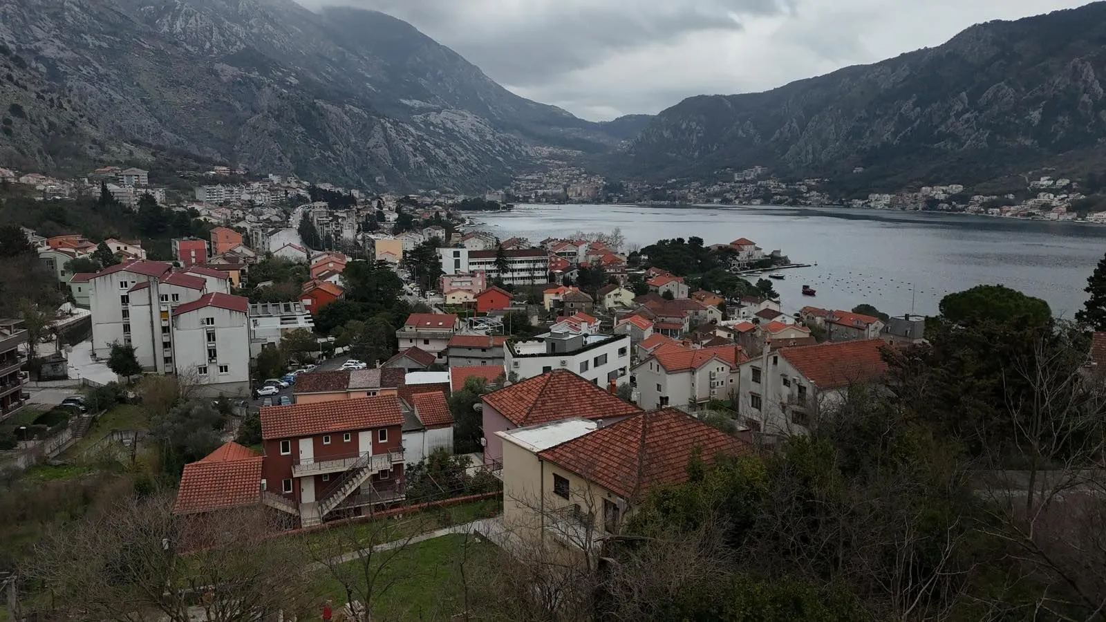 Prodaja, plac, 3500m², Dobrota, Kotor
