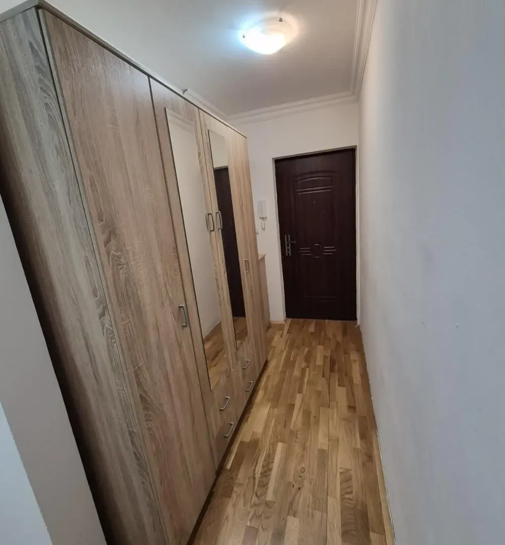Izdavanje, trosoban stan, 70m², Vidikovački venac, Rakovica