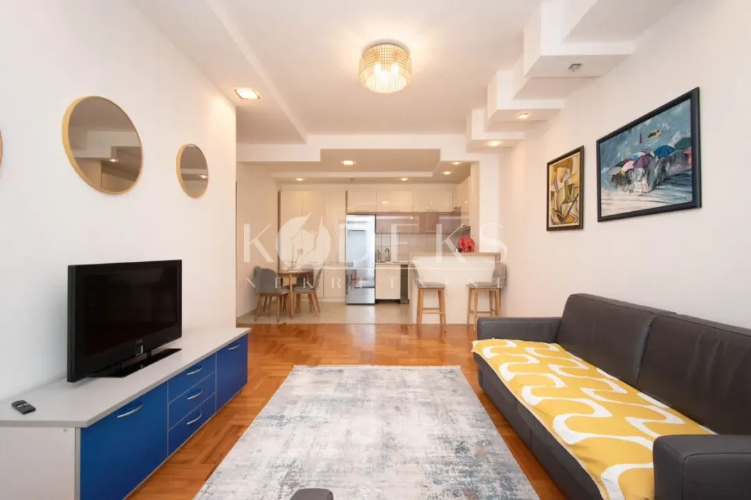 Rent, three bedroom apartment, 93m², City Kvart, Podgorica