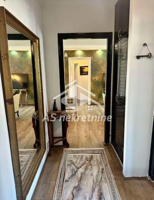 Rent, three bedroom apartment, 80m², Čubura, Beograd