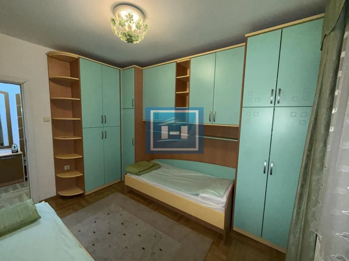 Izdavanje, trosoban stan, 72m², Pivara, Jagodina