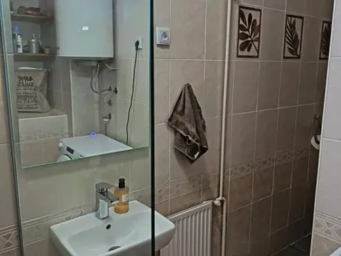 Sale, two bedroom apartment, 61m², Adamovićevo Naselje, Novi Sad Sve Podlokacije - image 18