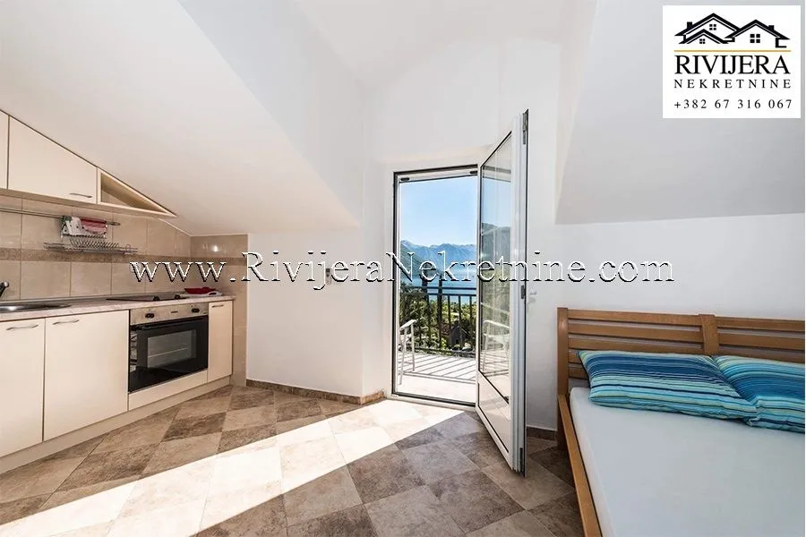 Sale, house, 130m², Lipci, Kotor