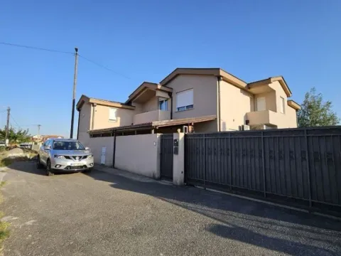 Izdavanje, kuća, 260m², Donja Gorica, Podgorica