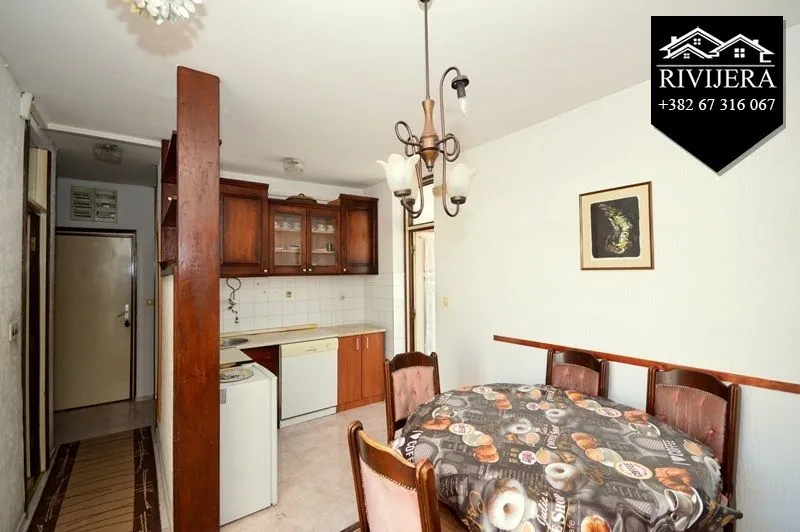 Prodaja, dvosoban stan, 103m², Herceg Novi, Crna Gora