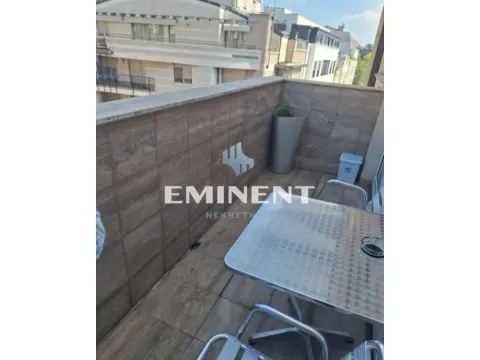 Izdavanje, trosoban stan, 90m², Vračar Hram, Vračar Sve Podlokacije - image 12