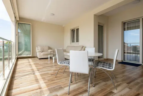 Prodaja, dvosoban stan, 78m², Pržno, Budva - image 7