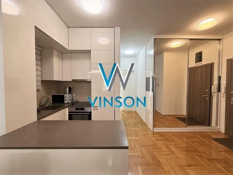 Izdavanje, jednosoban stan, 59m², Centar, Novi Sad