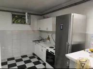 Izdavanje, kuća, 160m², Surčin, Beograd - image 6