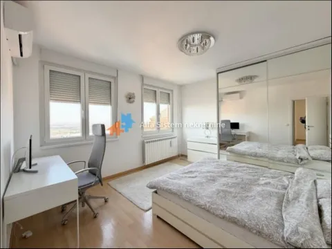 Izdavanje, četvorosoban stan, 100m², Banovo Brdo, Beograd - image 14