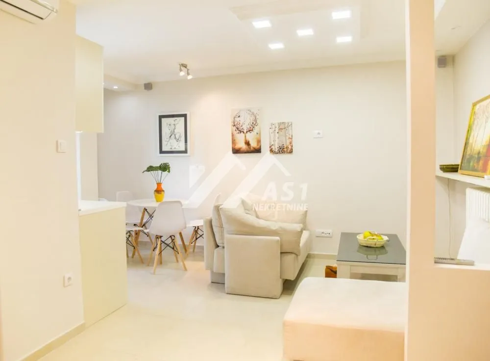 Izdavanje, trosoban stan, 56m², Sajam, Novi Sad Sve Podlokacije