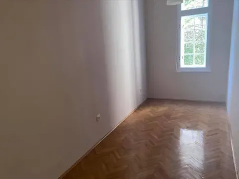 Izdavanje, poslovni prostor, 120m², Stari Grad, Beograd - image 7