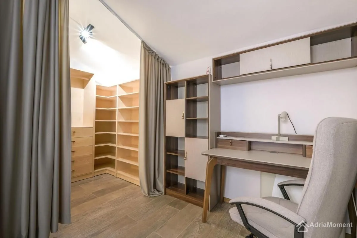 Prodaja, kuća, 198m², Tivat, Crna Gora