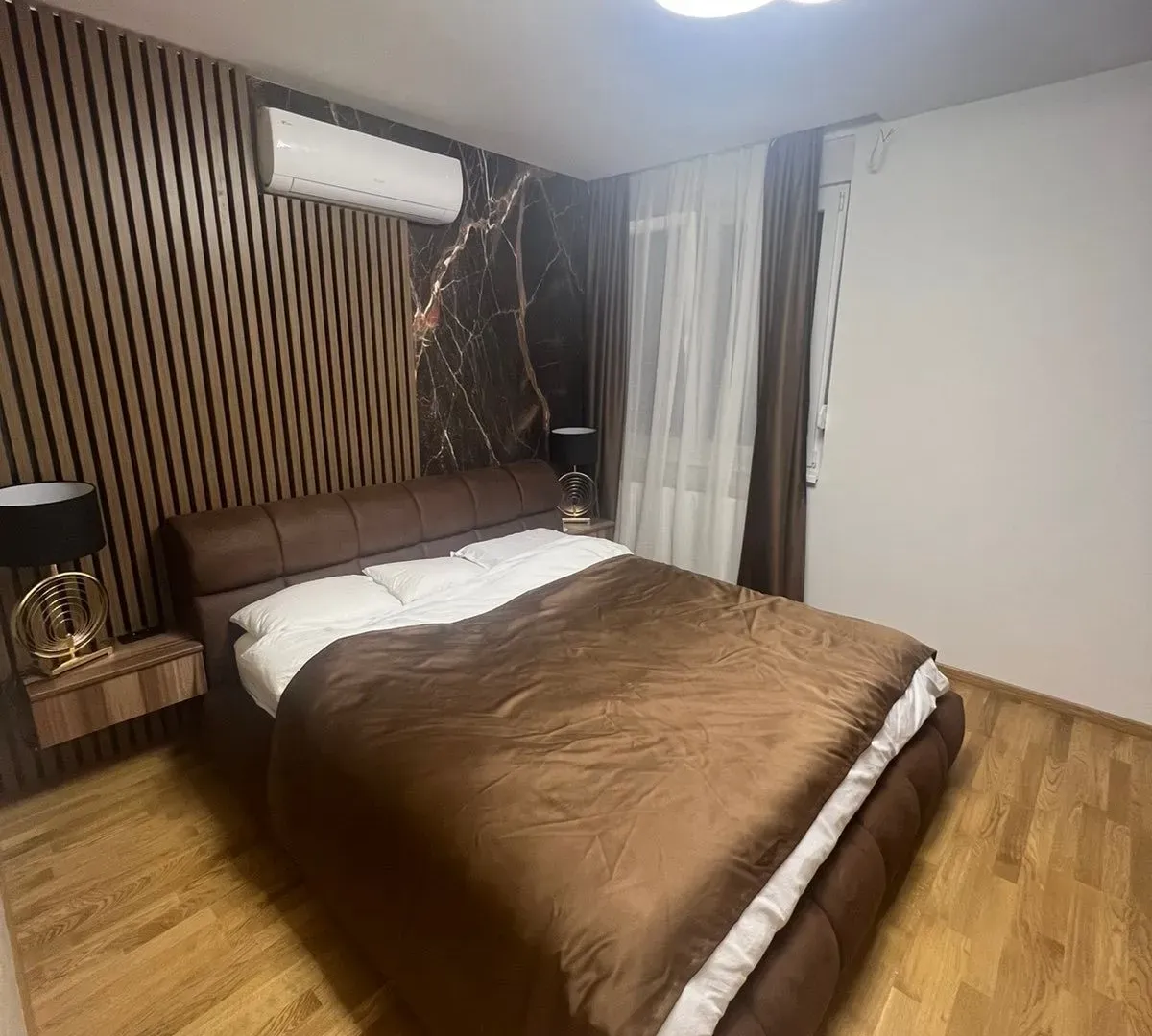 Prodaja, četvorosoban stan, 121m², Rakovica, Beograd