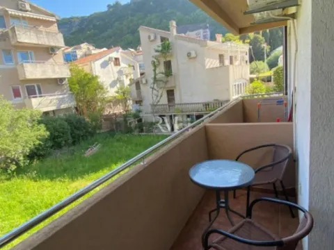 Izdavanje, garsonjera, 30m², Budva, Crna Gora - image 9
