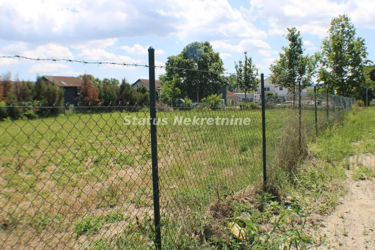 Izdavanje, plac, 4353m², Veternik, Novi Sad Sve Podlokacije