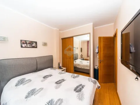 Prodaja, trosoban stan, 82m², Blok 5, Podgorica - image 8